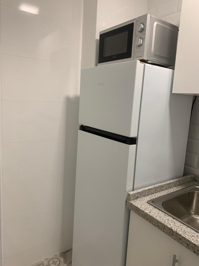 Acogedor Estudio En Primera Linea De Playa Benalmádena Kültér fotó